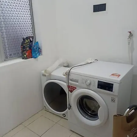 Minan Homestay Gua Musang 2-Aircond No Wifi No Tv Exterior photo