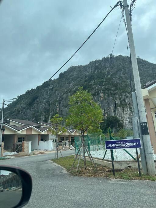 Minan 2-aircond No Wifi No Tv * Gua Musang